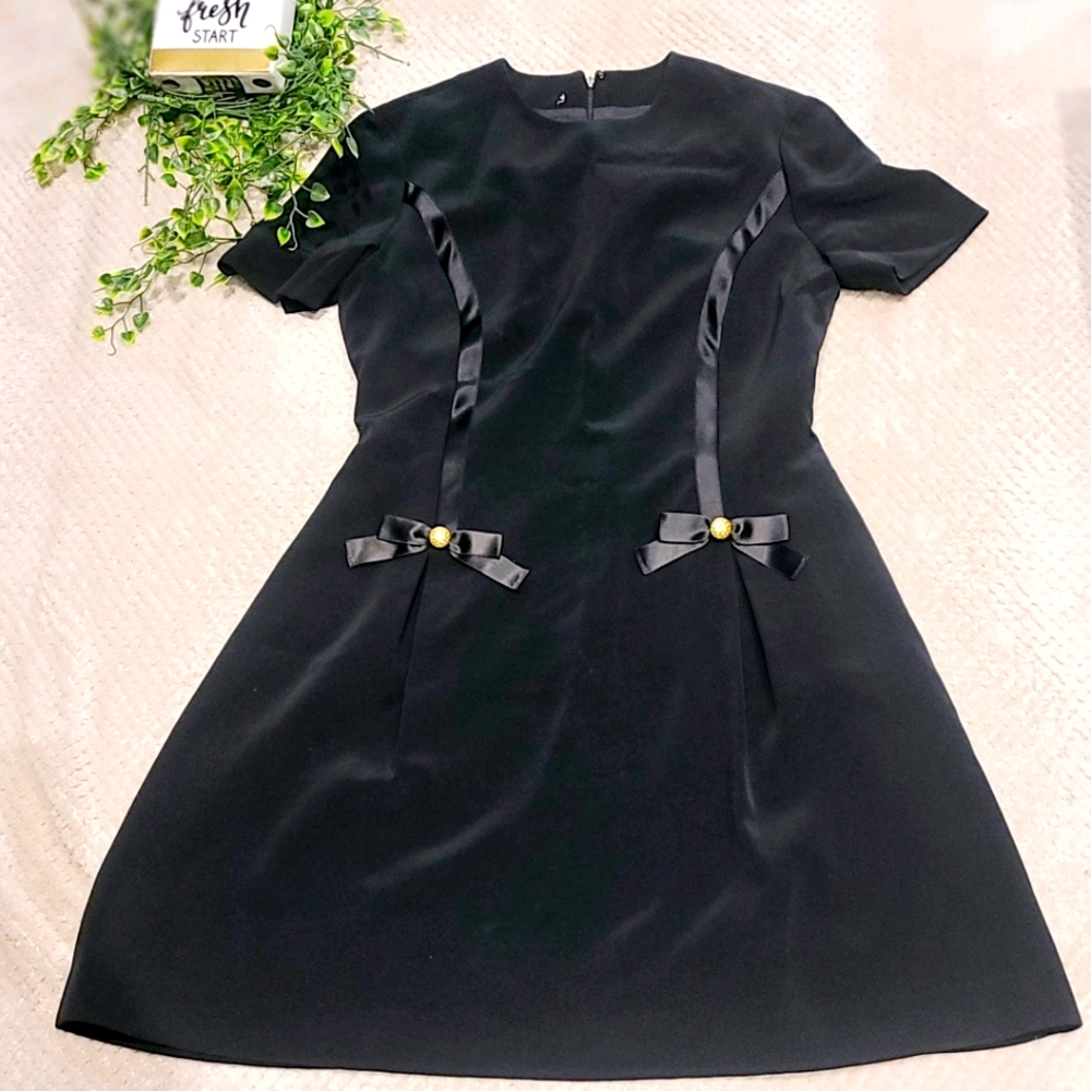 Elegant Knee Length Black Dress